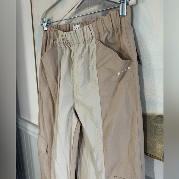 WILO The Label Anthropologie Parachute Wide Leg Cargo Pants Clay NWT Sz S - Picture 4 of 6